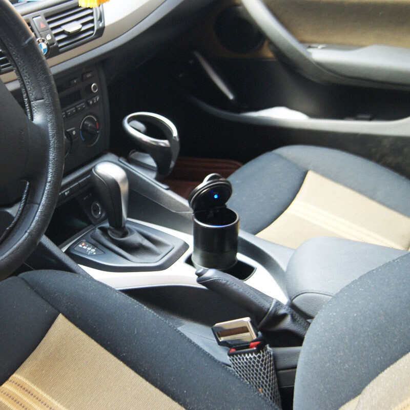 御凱車載煙灰缸車內(nèi)放煙缸汽車用品改裝專配件 帶燈款 眾泰T600銳界比亞迪S7奧迪Q3Q5中華V3創(chuàng)酷